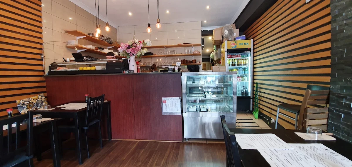 Vibe, Sushi Sankaku (Seaforth)