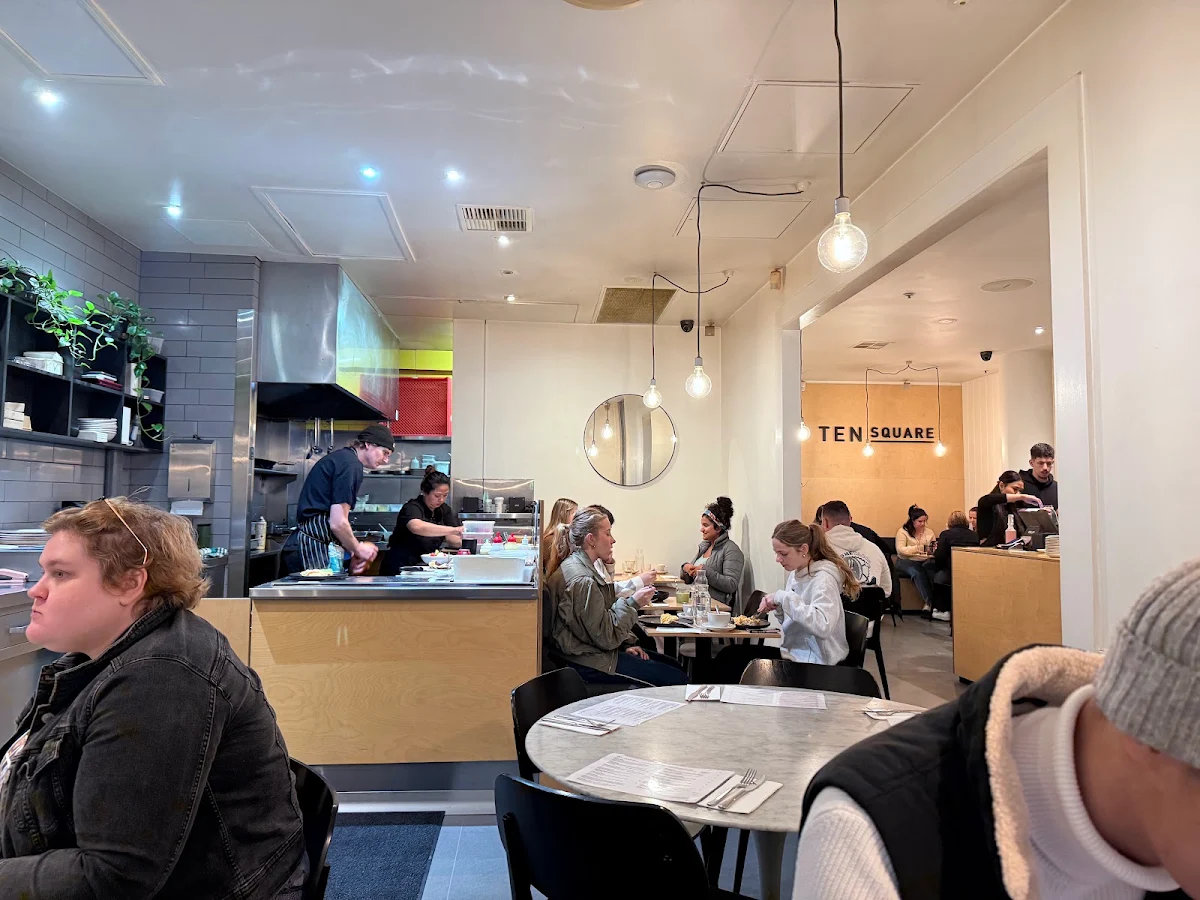 Vibe, Ten Square Cafe