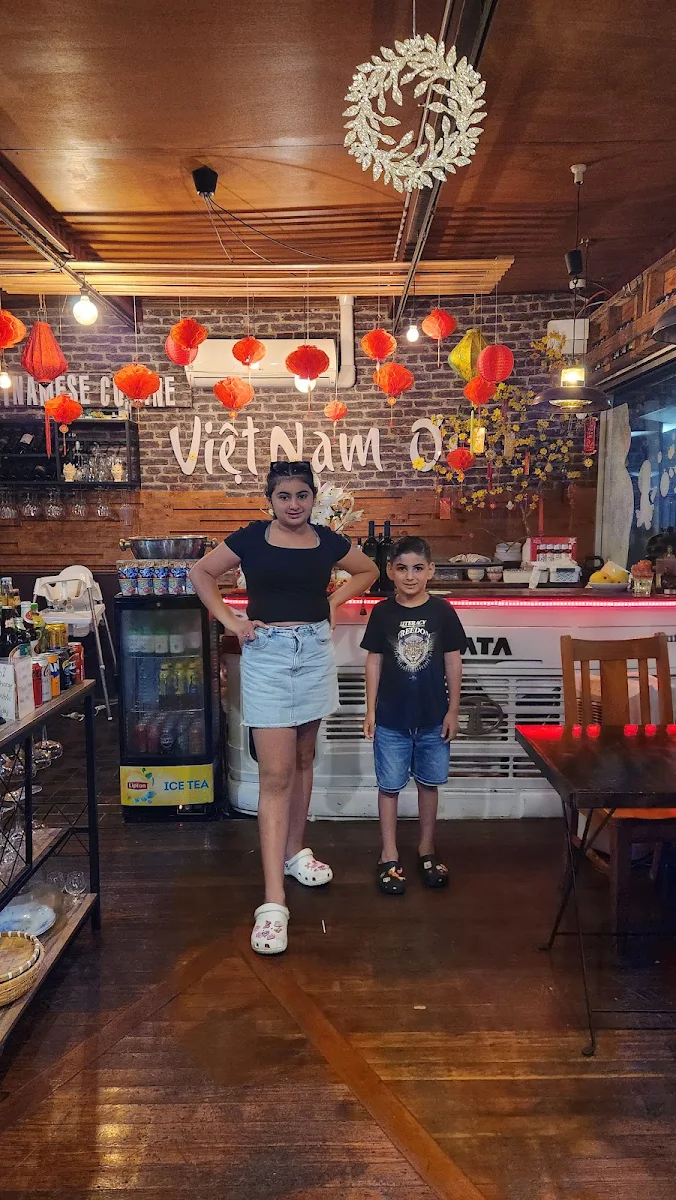 Vibe, VietNam Oi (Vietnamese Restaurant Surfers Paradise)