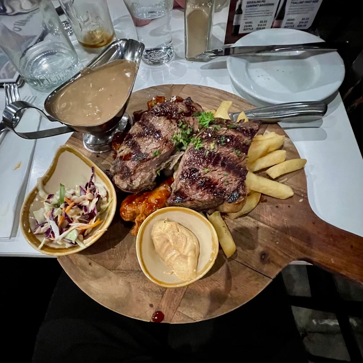 Food & drink, Lakeside Club