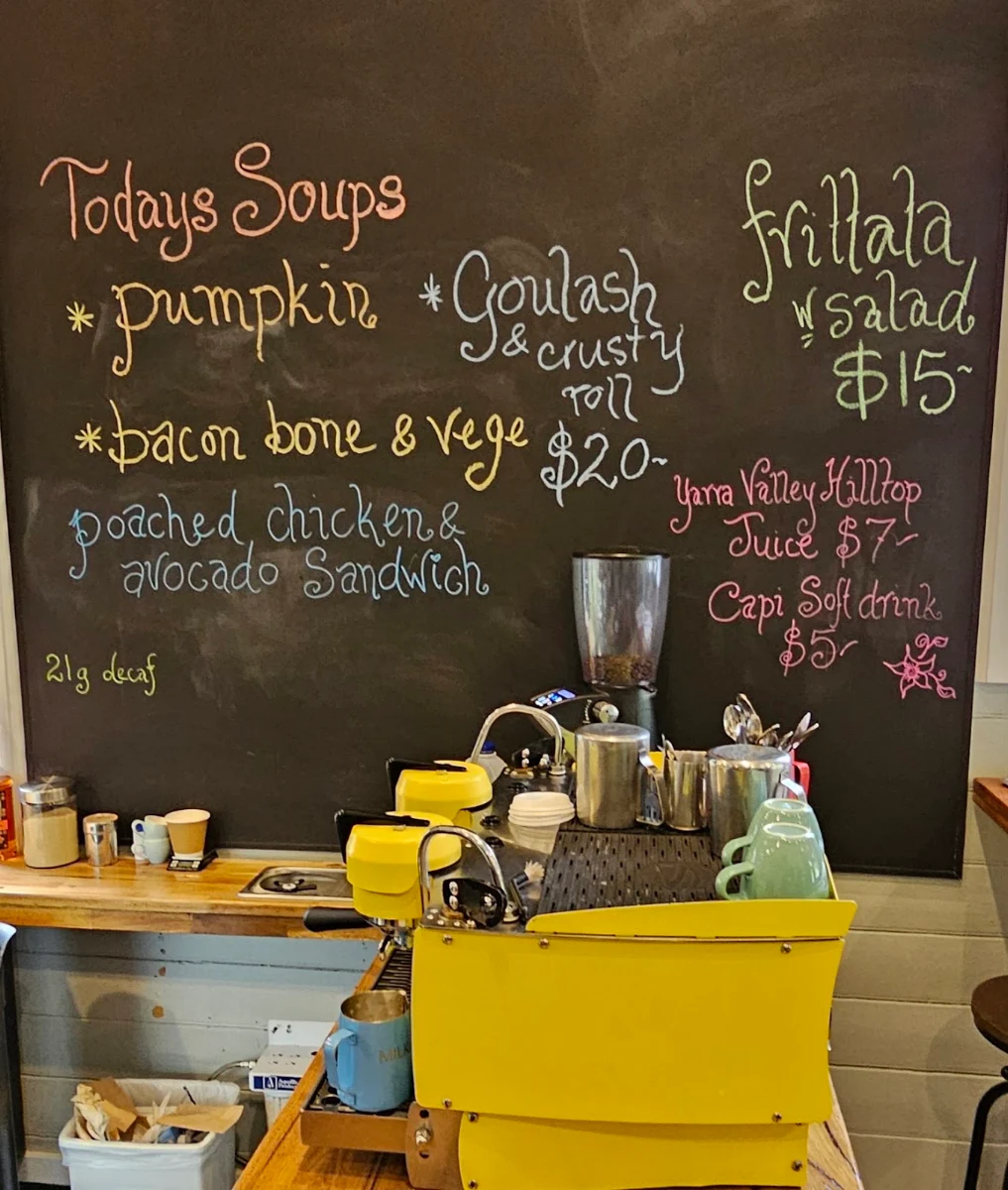 Menu, Gee N tees