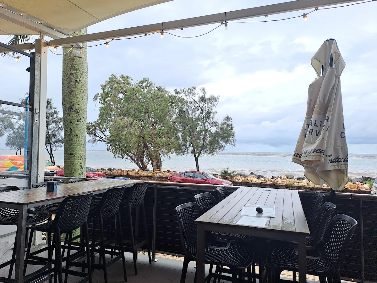 Vibe, The Bayswater Bar and Grill