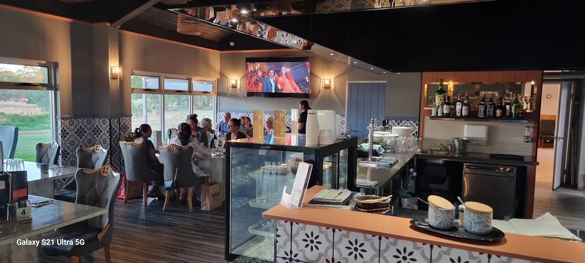 Vibe, Royal Tarka Indian Restaurant