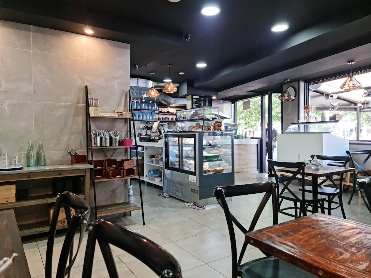 Vibe, Affiniti Cafe