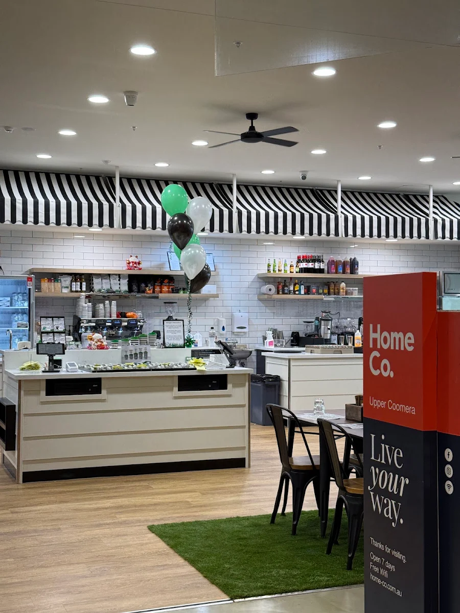 Vibe, Cafe 63 Old Coach Rd