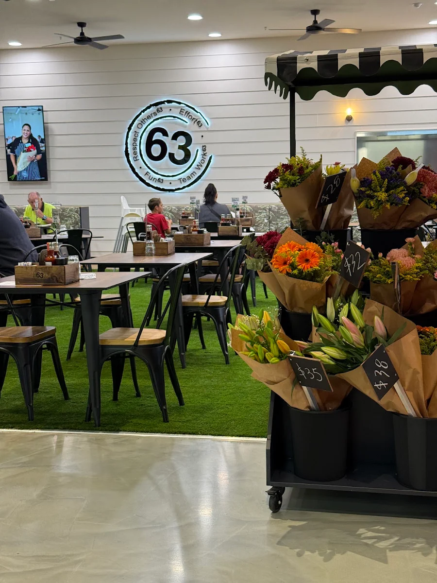 Vibe, Cafe 63 Old Coach Rd