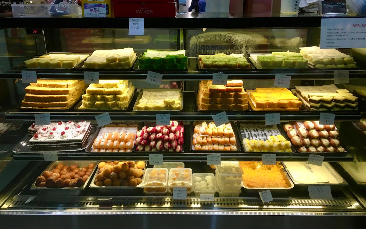 Vibe, Royal Rangla Punjab (Royal Sweets)