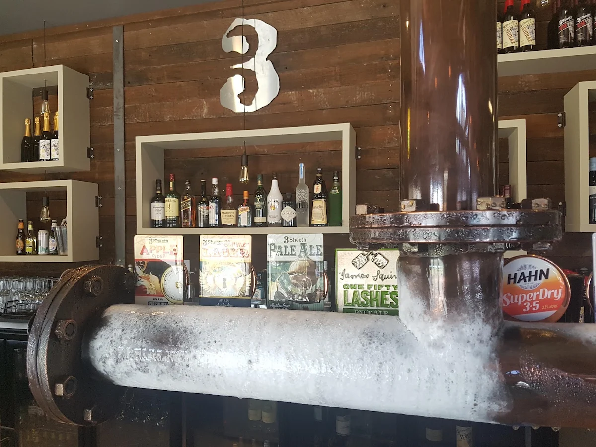 Vibe, Jackadders Restaurant