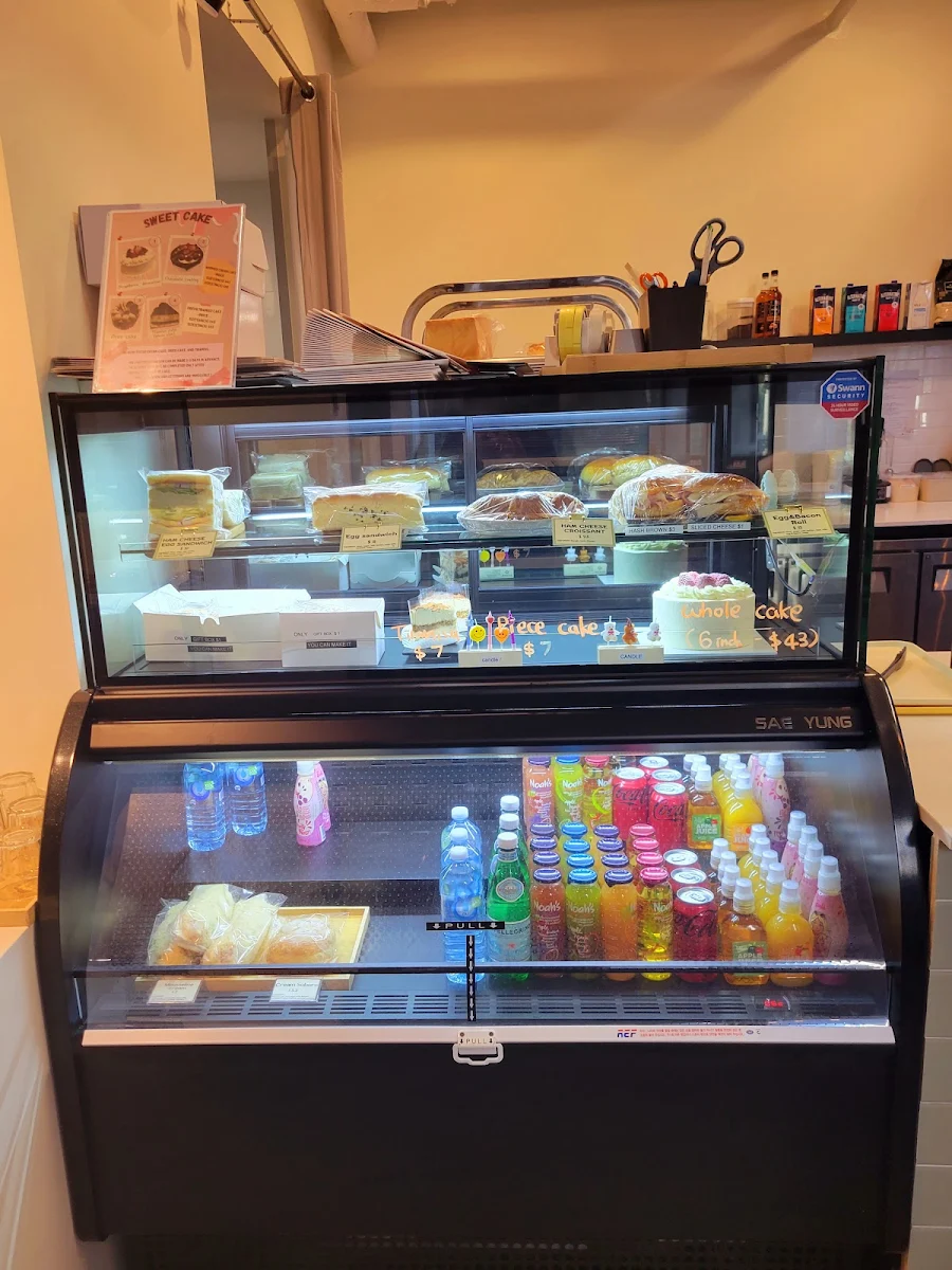Vibe, OUR HOURS bakery cafe