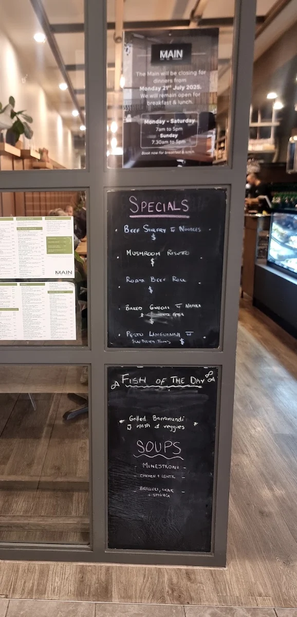 Menu, The Main