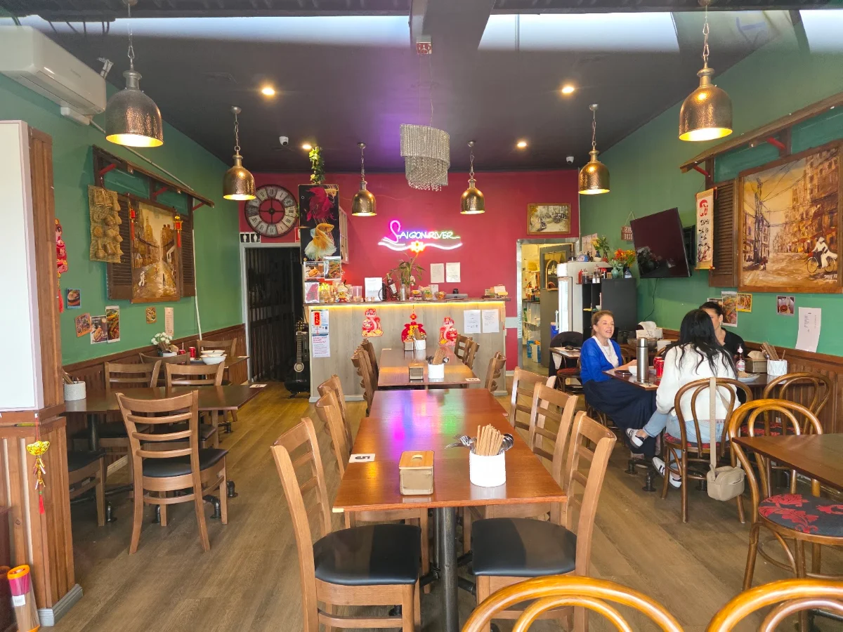Vibe, Saigon River Restaurant