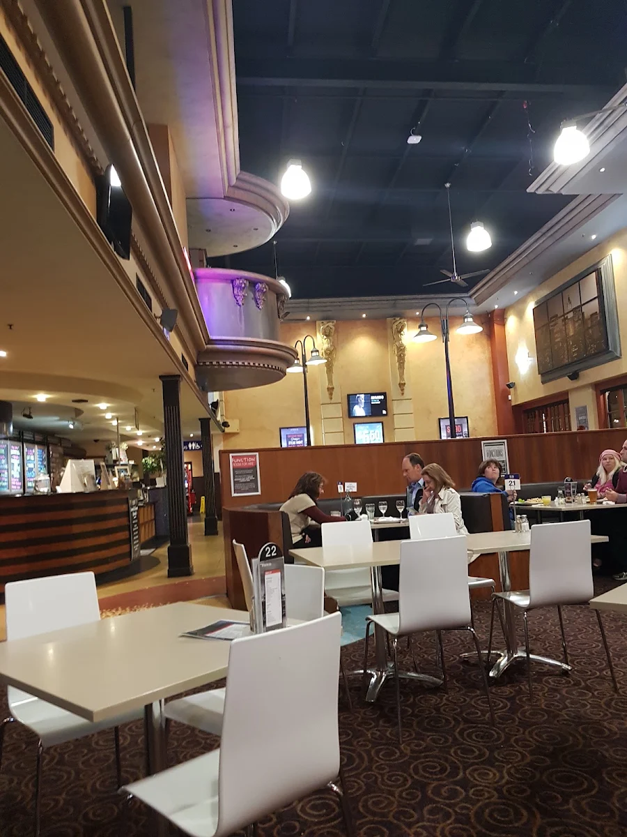 Vibe, New York Bar & Grill