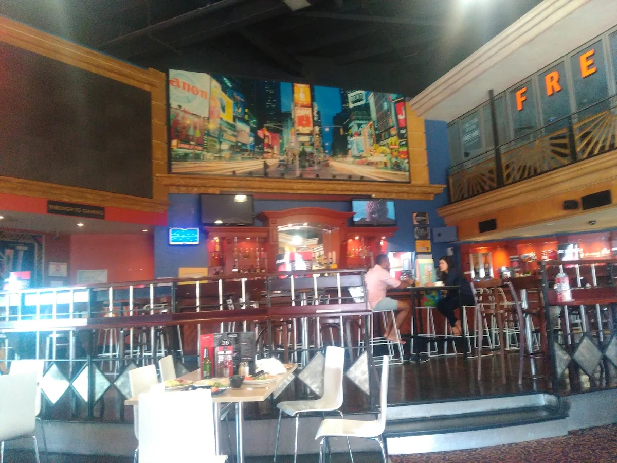 Vibe, New York Bar & Grill