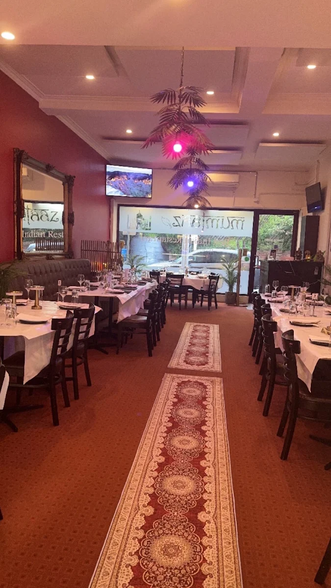 Vibe, Mumtaaz indian Bistro