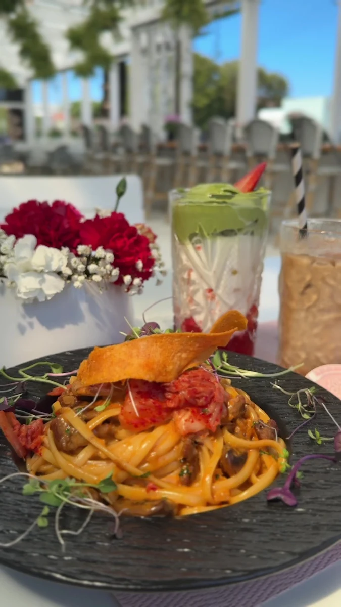 Food & drink photo 2