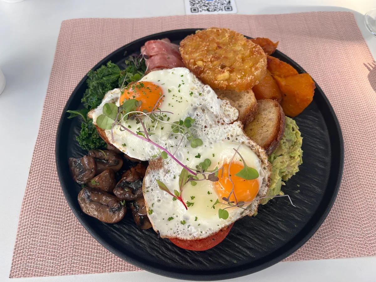 Food & drink photo 4