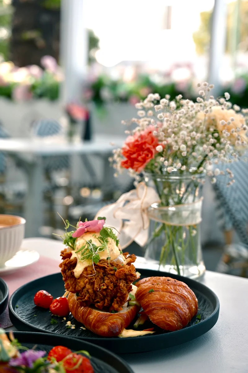 Food & drink photo 7