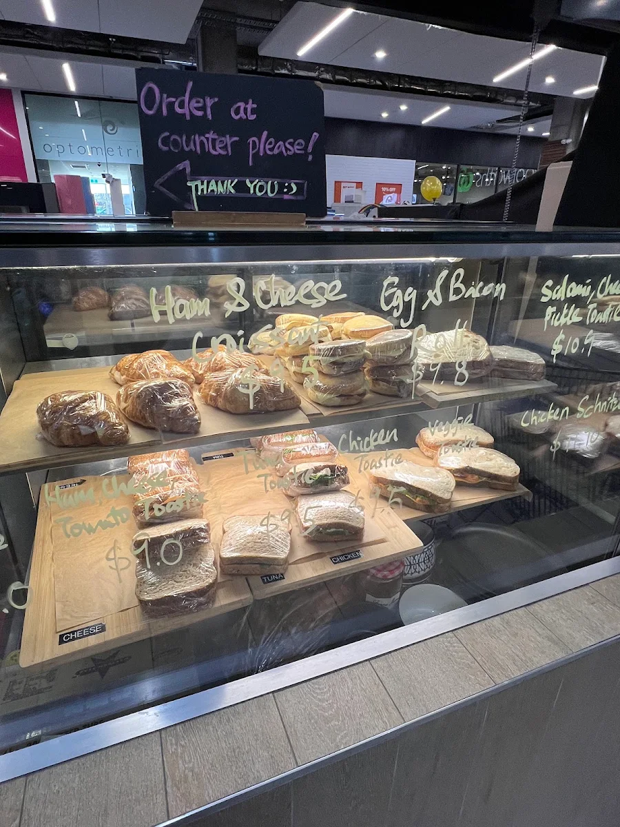 Vibe, Get Real Coffee & Juice Bar