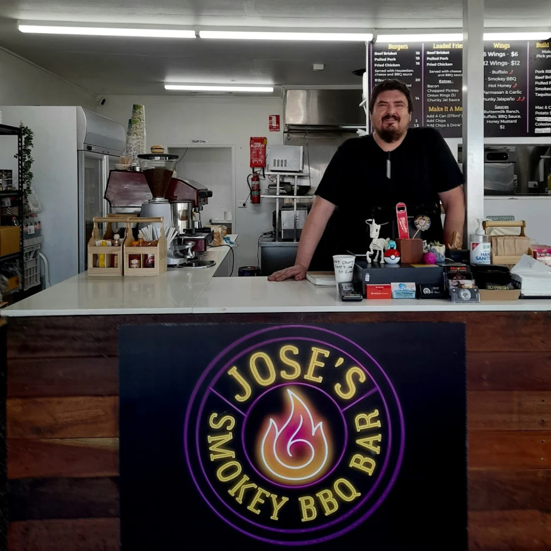 Vibe, Jose's Smokey BBQ Bar