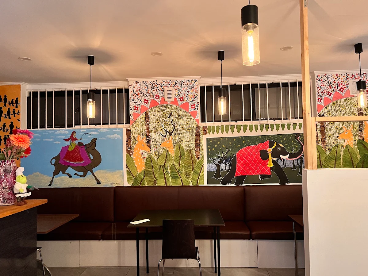Vibe, Country Garden Indian Cuisine