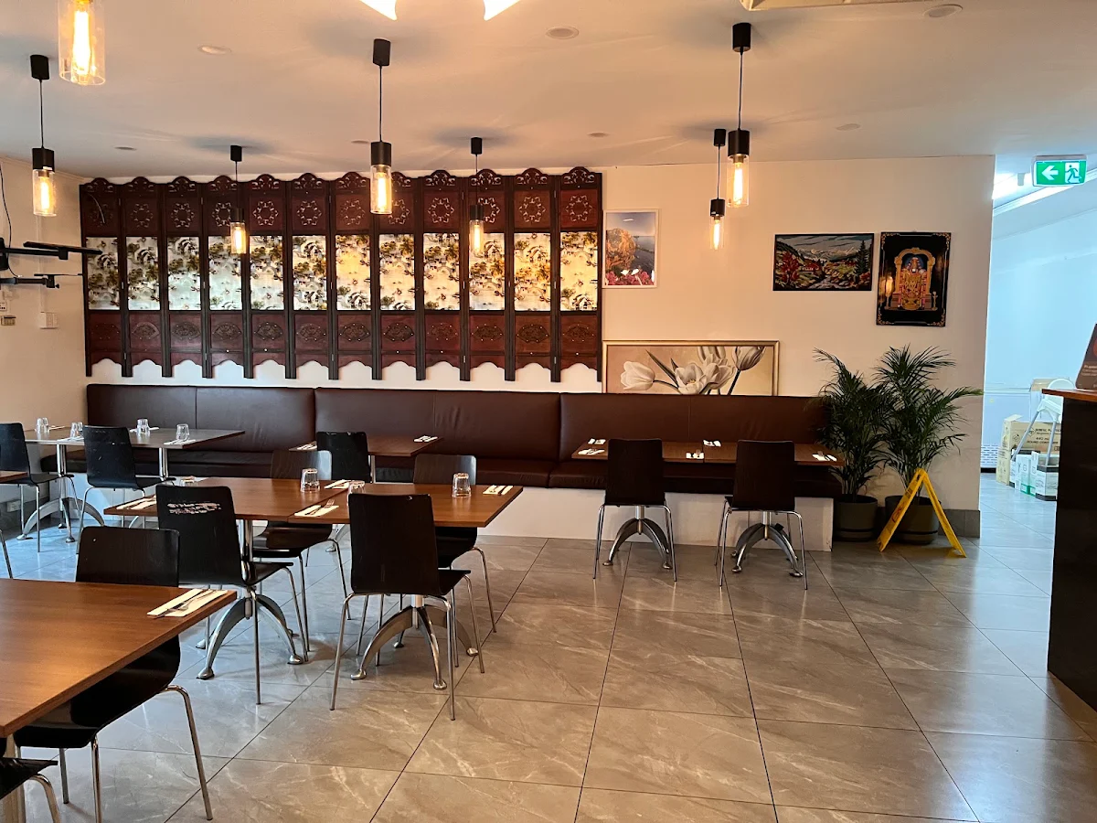 Vibe, Country Garden Indian Cuisine