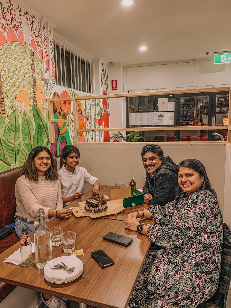 Vibe, Country Garden Indian Cuisine
