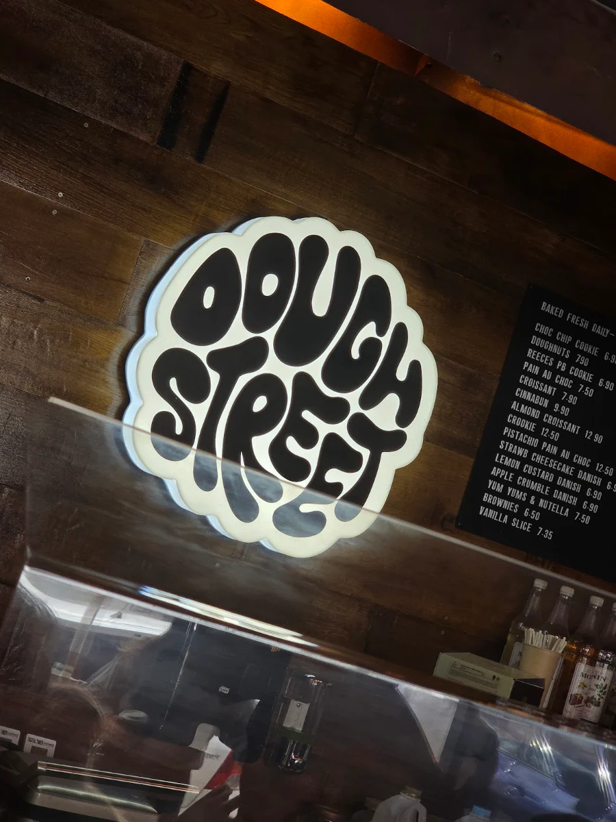 Menu, Dough Street