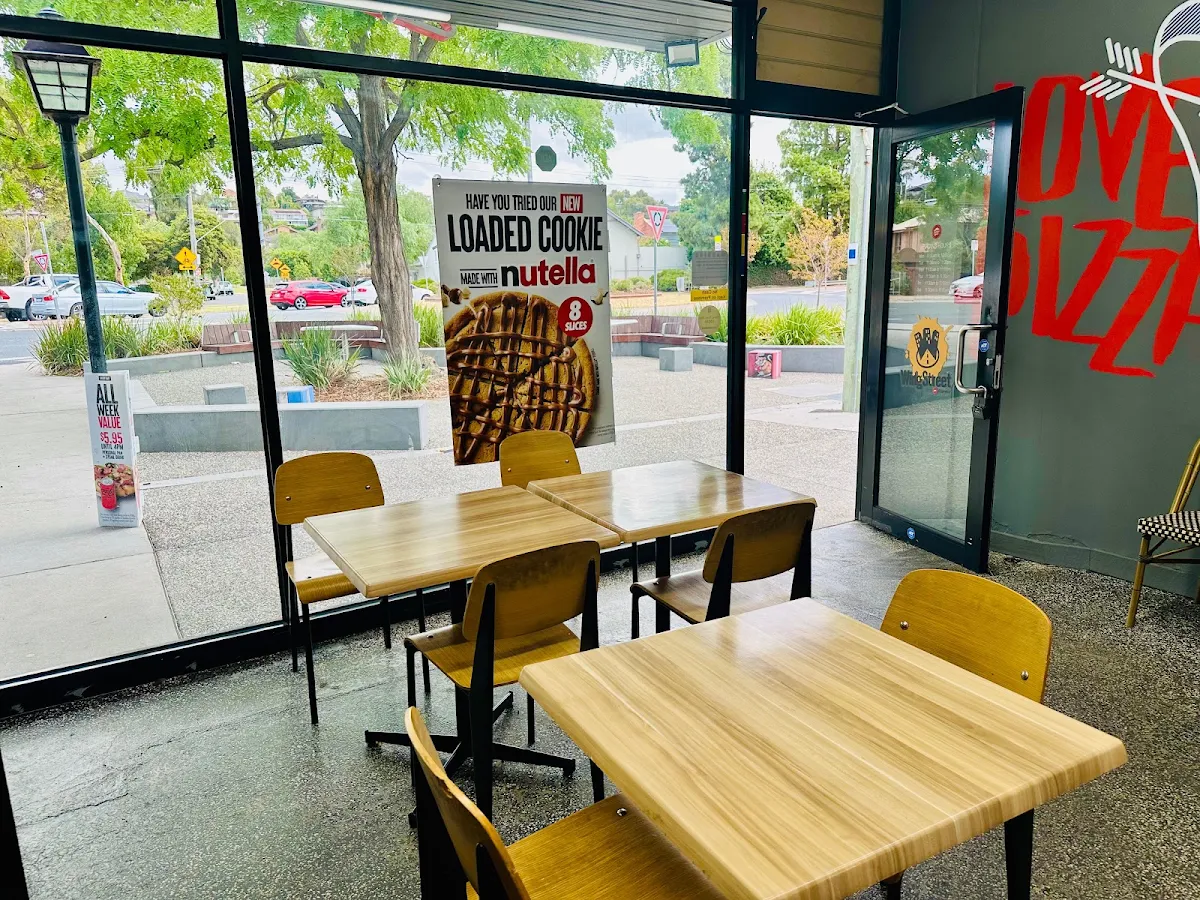 Vibe, Pizza Hut Keilor