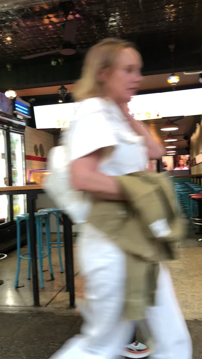 Vibe, Downtown Cafe