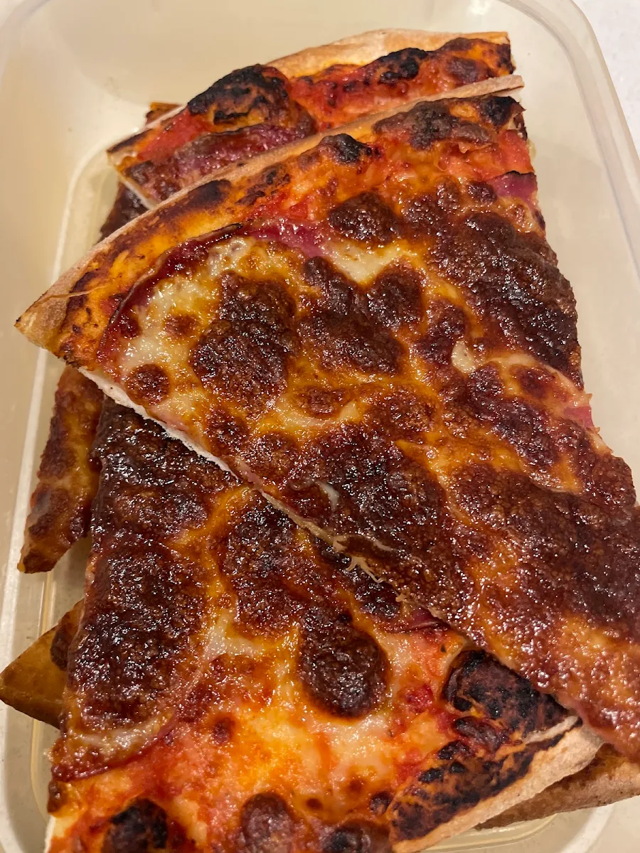 Food & drink, Luna Pizza