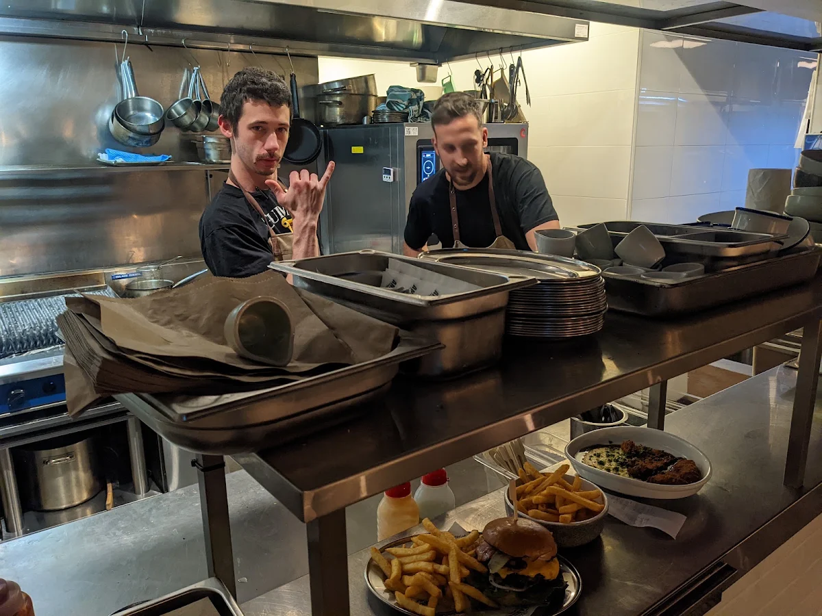 Vibe, The Annandale Hotel