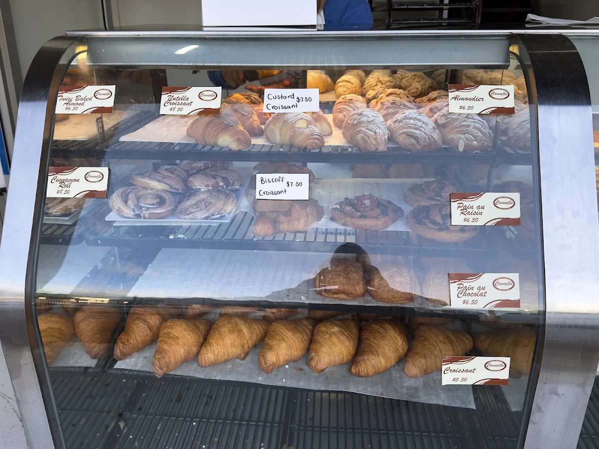 Vibe, Cannelle French Pastries