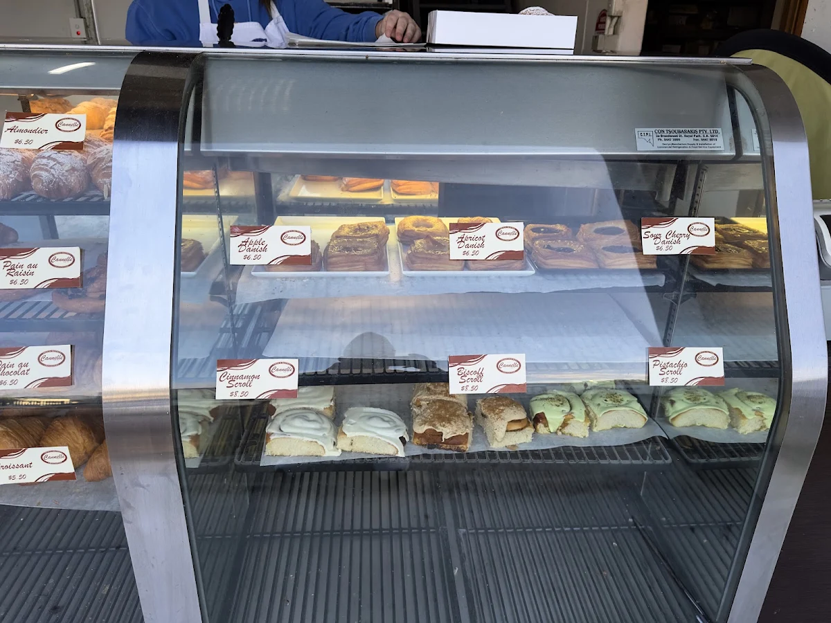 Vibe, Cannelle French Pastries