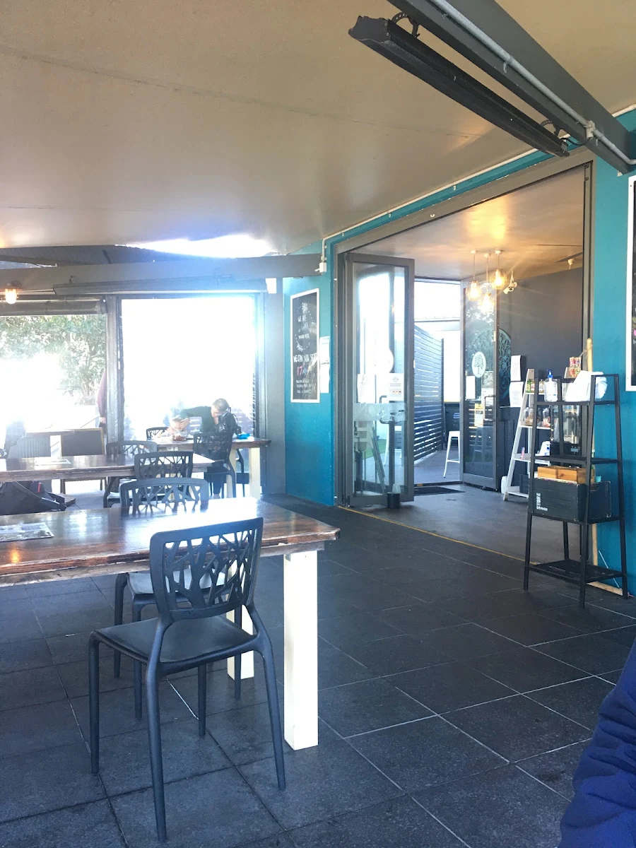 Vibe, Village Coffee Hub Lakeview