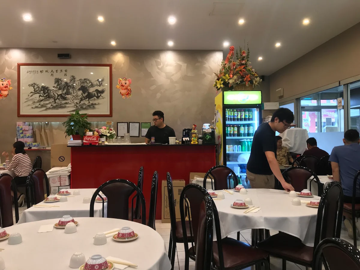Vibe, Fortune8 Chinese Restaurant