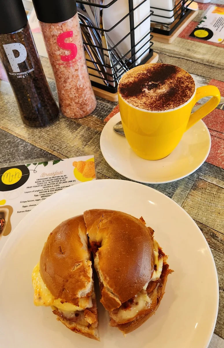 Menu, M&H Cafe