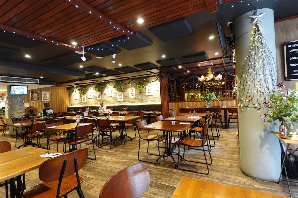 Vibe, Spoonful Thai Cuisine Beecroft