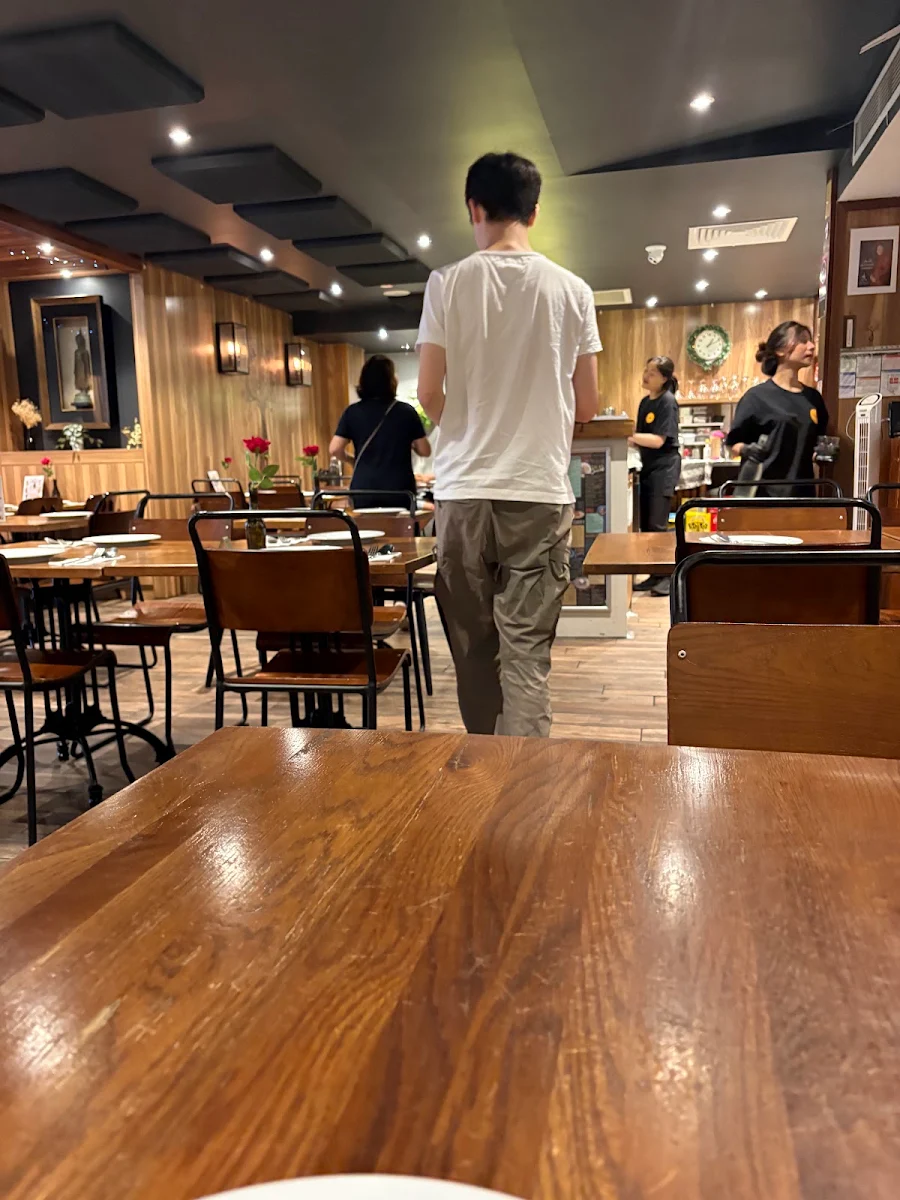 Vibe, Spoonful Thai Cuisine Beecroft