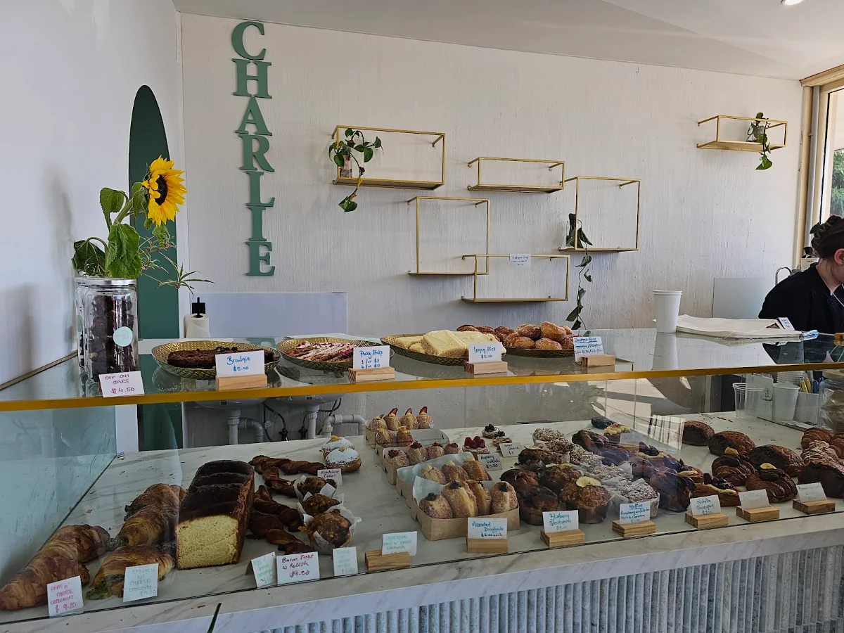 Vibe, Charlie Bakery Grovedale