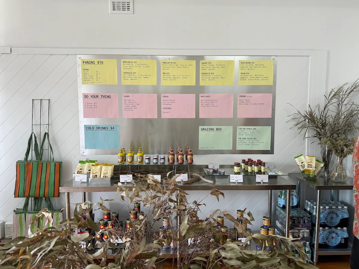 Menu, Spazio Paradiso