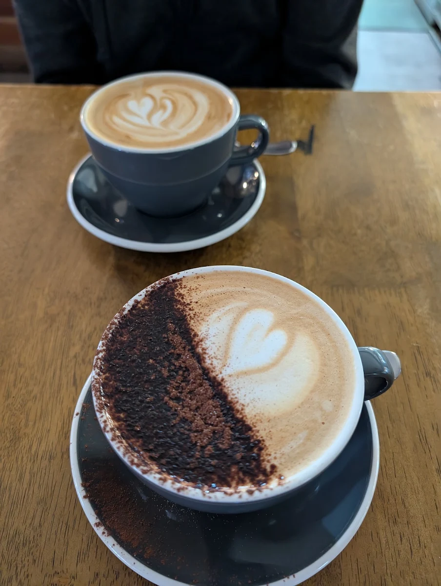 Food & drink, Cob - Cafe on Bauer