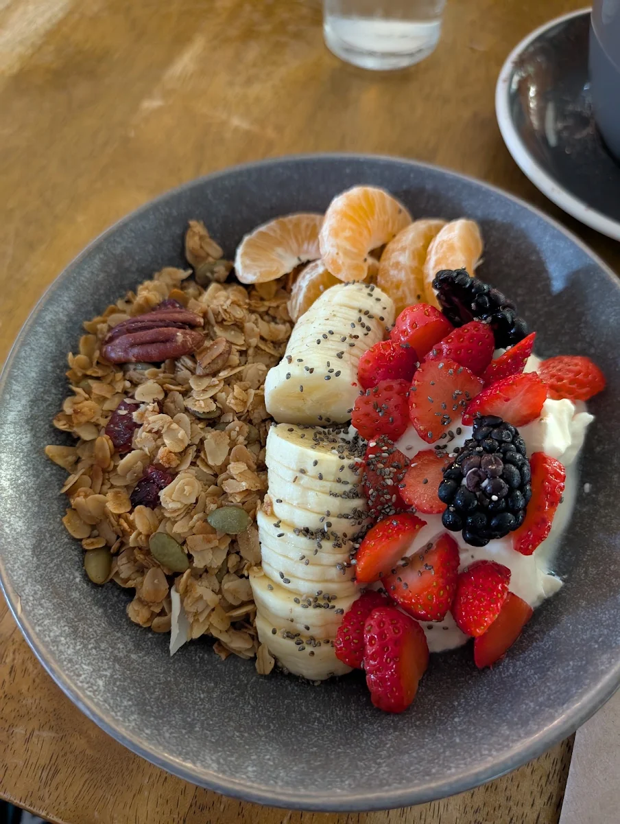 Food & drink, Cob - Cafe on Bauer