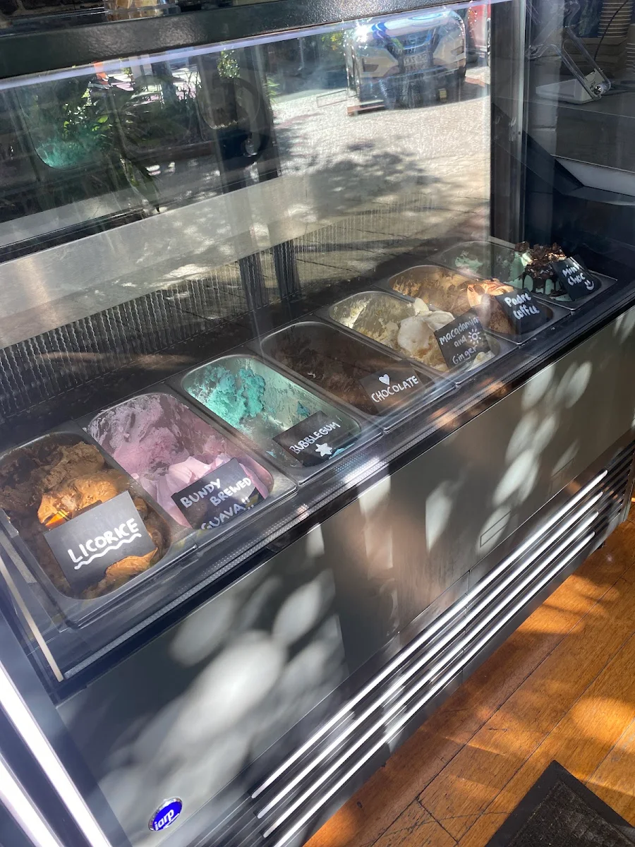 Vibe, Cob - Cafe on Bauer