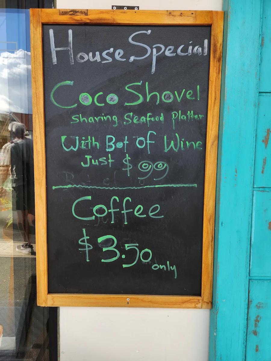 Menu, COCO GABBA FISH & CHIPS
