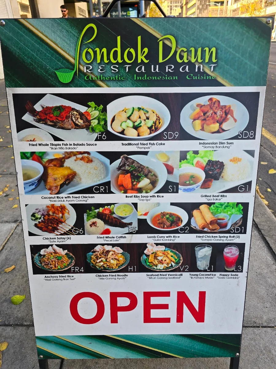 Menu, Pondok Daun Restaurant