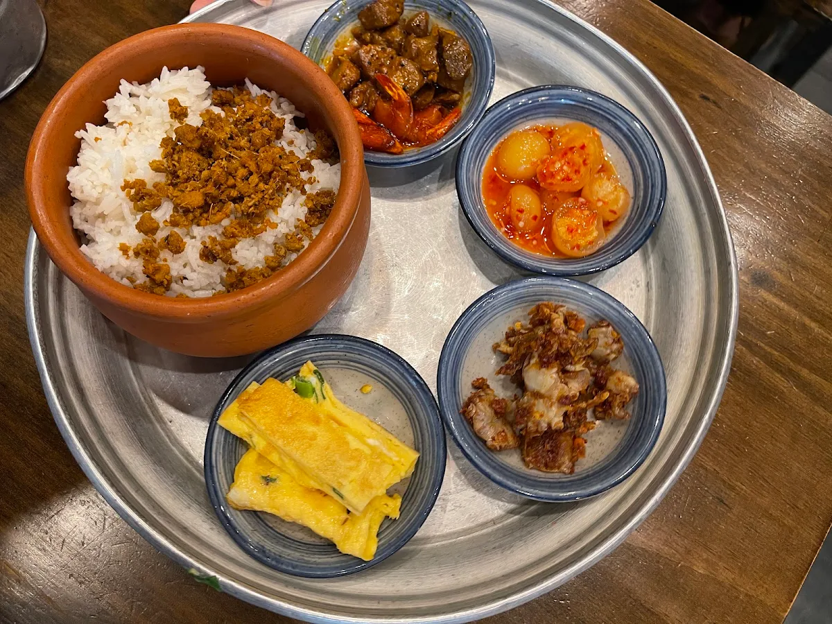 Food & drink, Co Thu Quan Springvale