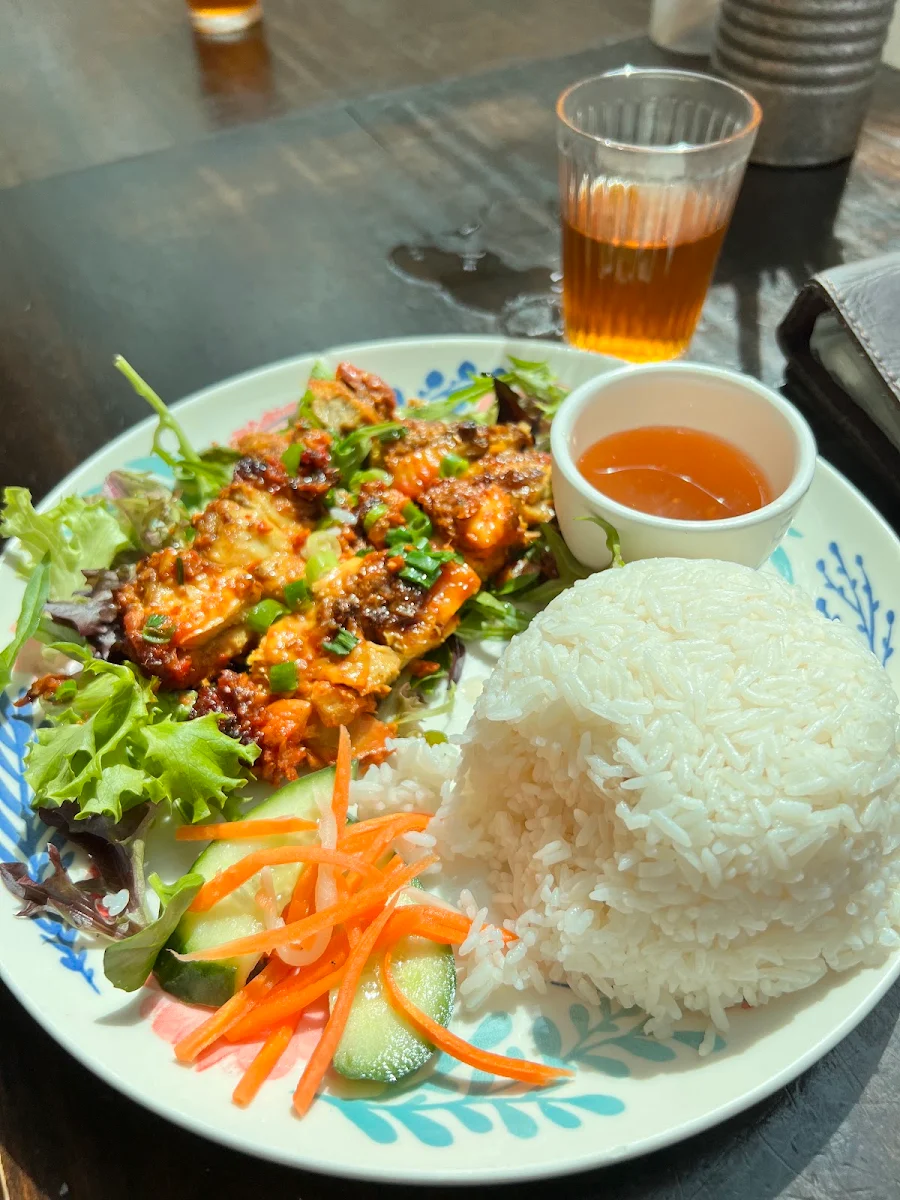 Food & drink, Co Thu Quan Springvale