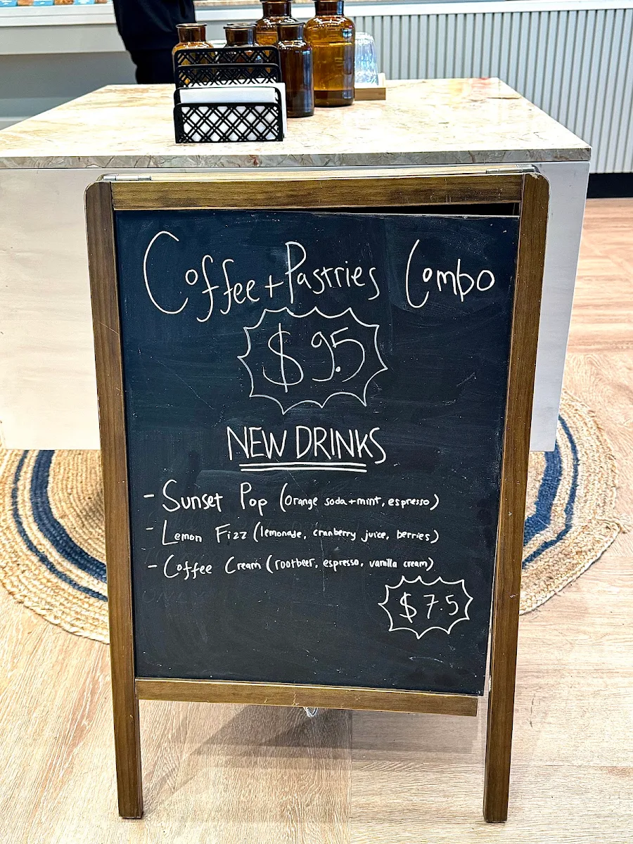 Menu, Merriment Café
