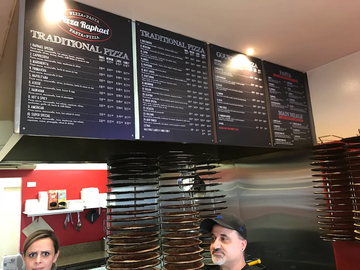 Menu, Pizza Raphael
