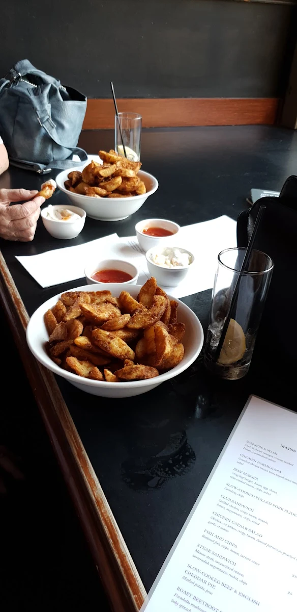 Menu, The Cricketers Bar